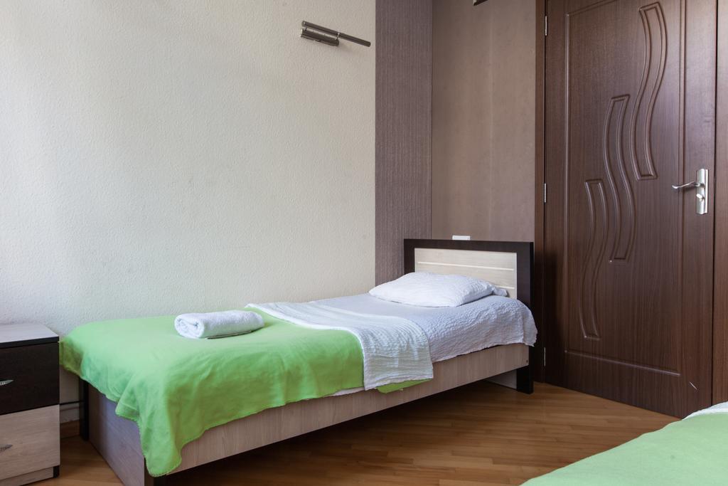 Sweet Apartment *